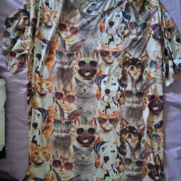 Secret Treasures Animal Pic Collage Shirt, 2X-3X, Animal Pics - Picture 1 of 2